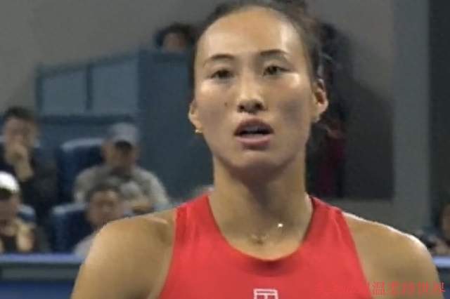 历史性突破！2-0横扫强敌，郑钦文成中网女单第一人