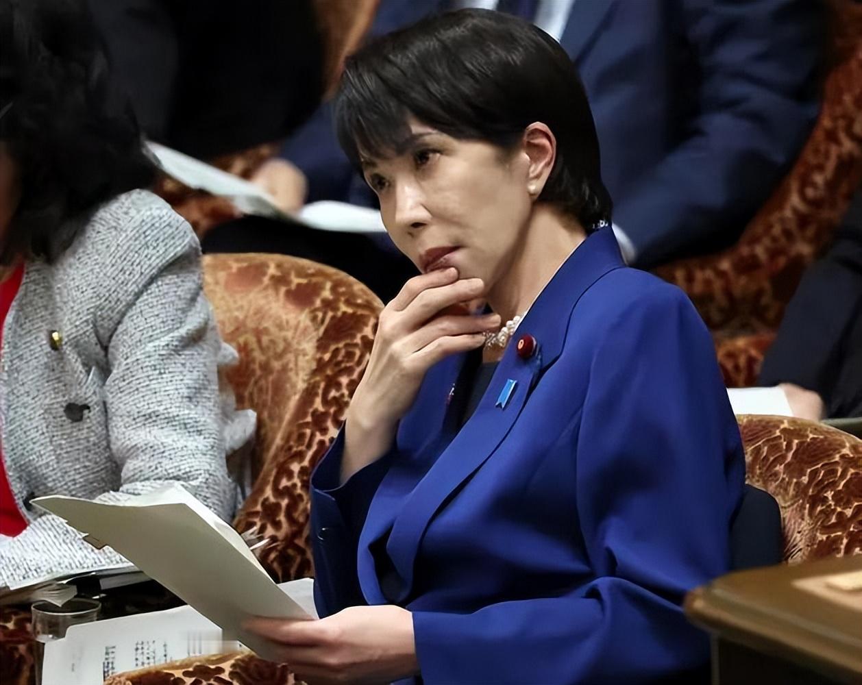 [太阳]联大通过决议，日本要求中国“废核”！
 
咱就说啊，在纽约联合国总部那标