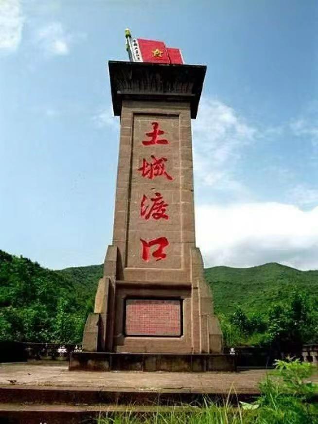 建文帝朱允炆是朱元璋亲定的正统皇太孙，登基后却被叔叔朱棣夺位，连年号都被抹除！好