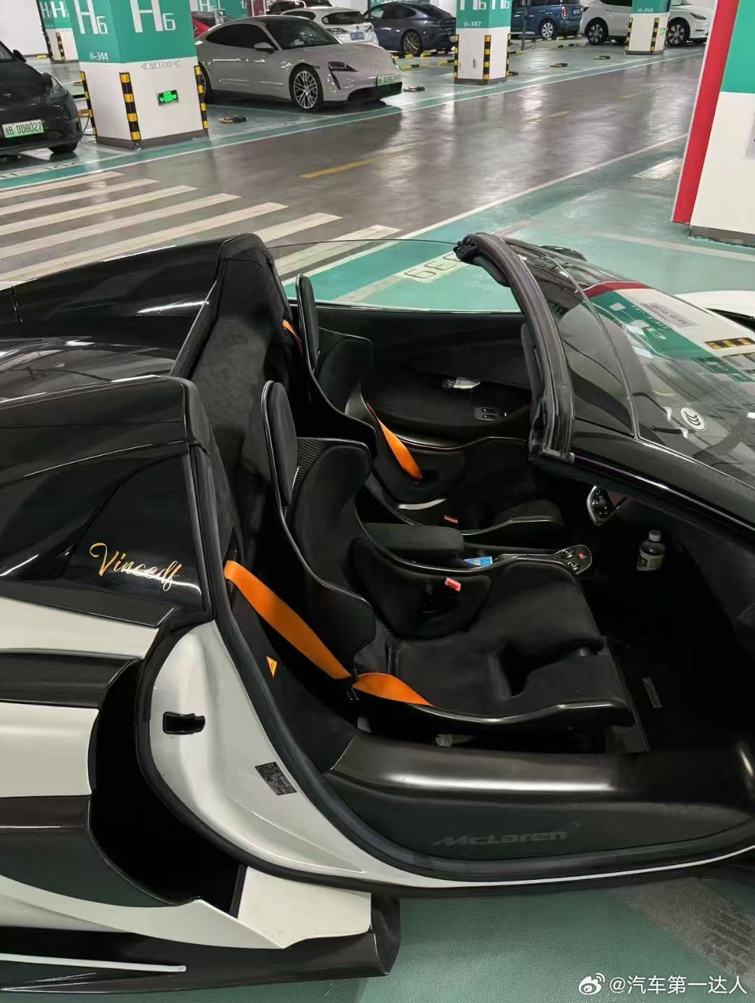 迈凯伦600Lt Spider车主传递、2022年上牌，9800公里、寻伯乐、让