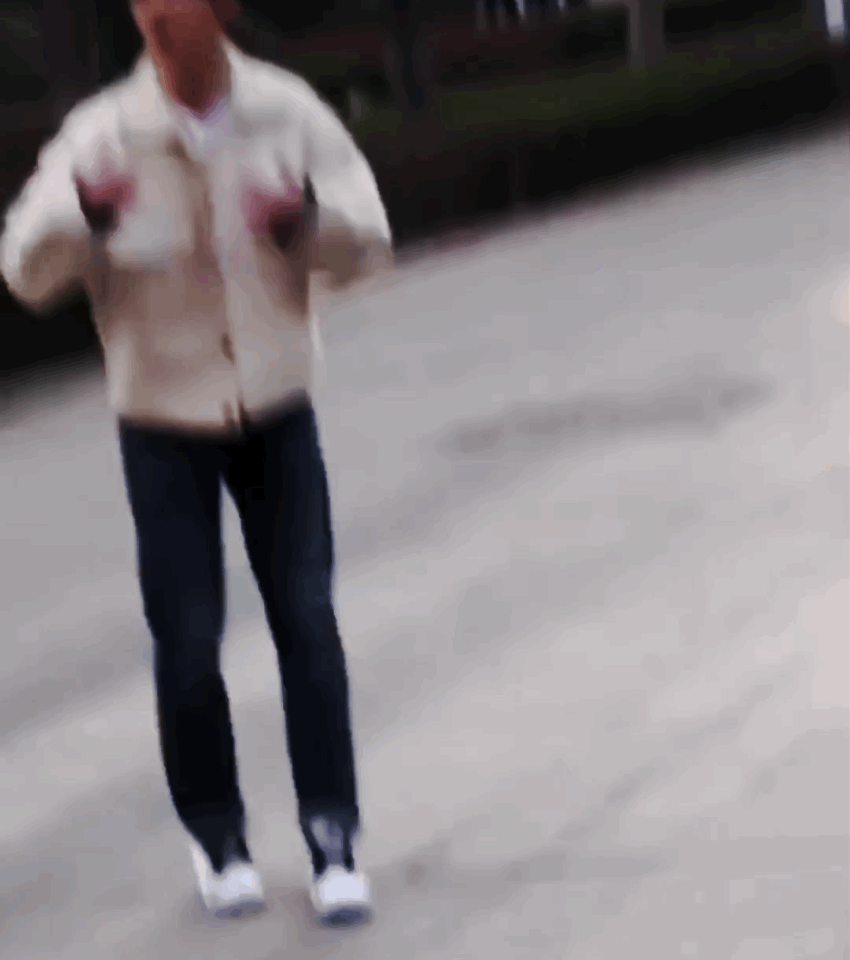 鹿晗  哥哥常叮嘱：早点回家 回家路上注意安全