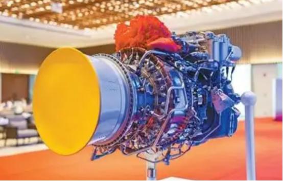 美国估计要气炸了！美国刚暂停向中国商飞出售喷气发动机相关技术，中国国航、东航、南