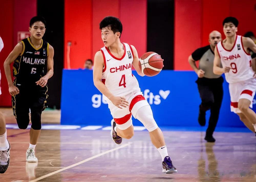 27-0加单节剃对方光头！U16亚锦赛中国男篮62分大胜马来西亚，澳大利亚净胜1