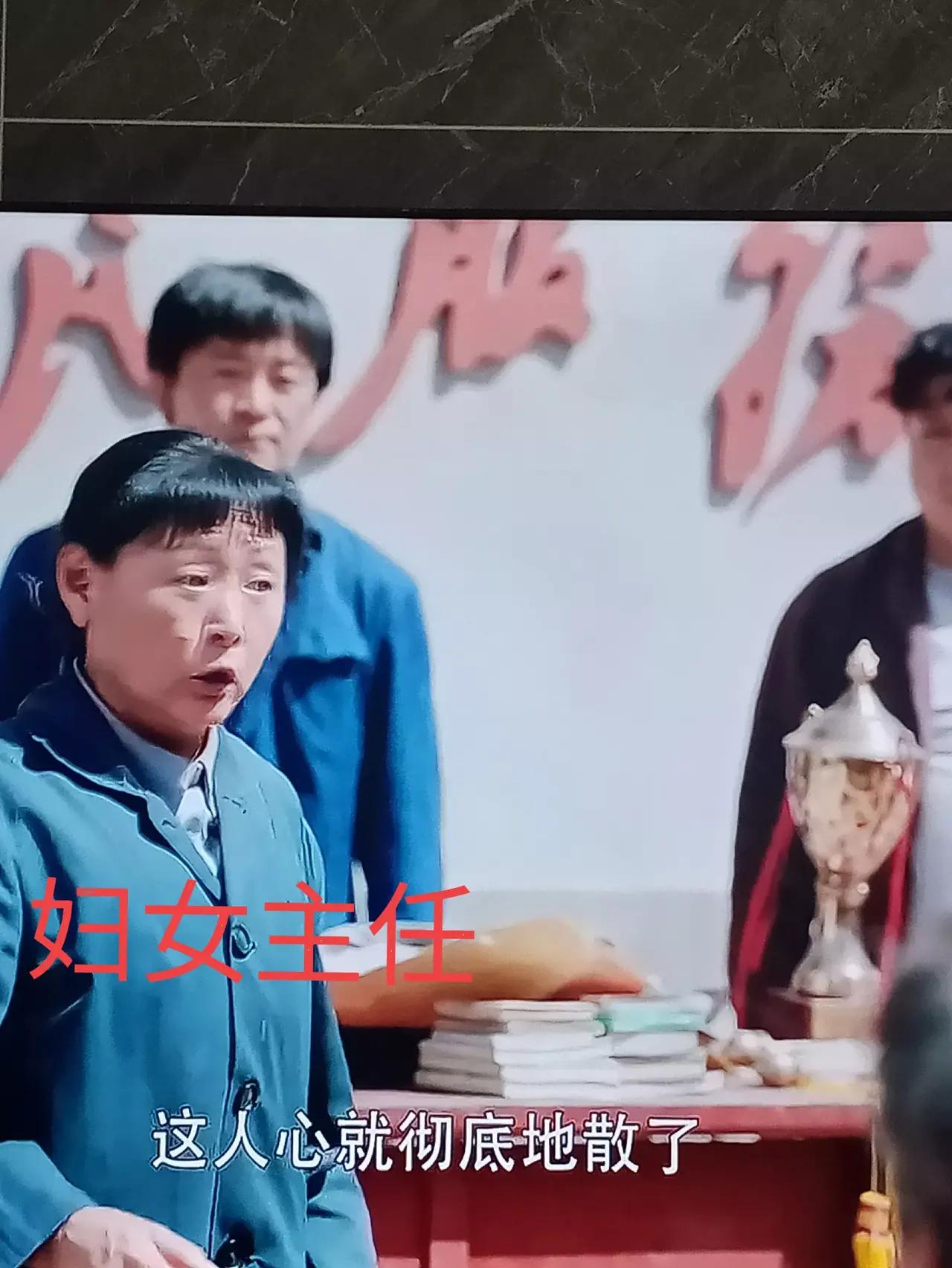 农民吃饱穿暖就是正道[我想静静][我想静静][我想静静]