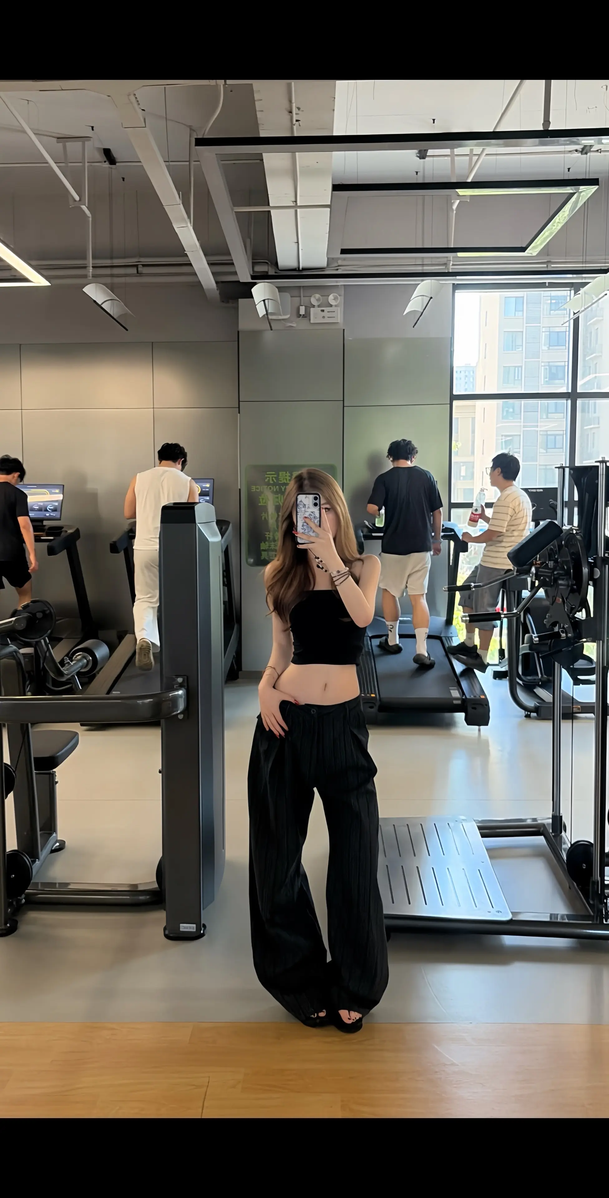 我发现你睡觉后就不理我了 你是不是有梦中情人了