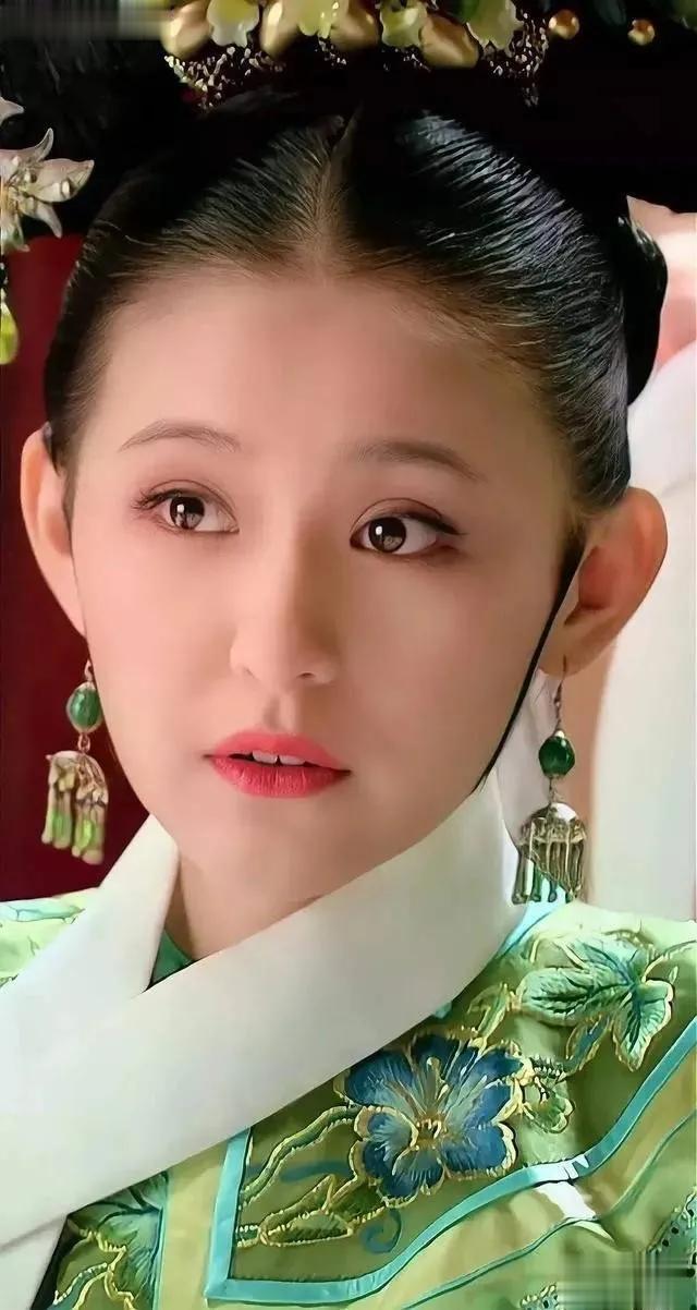  叶澜依的扮演者热依扎，1986年7月15日出生于北京市，演员、模特，毕业于北京