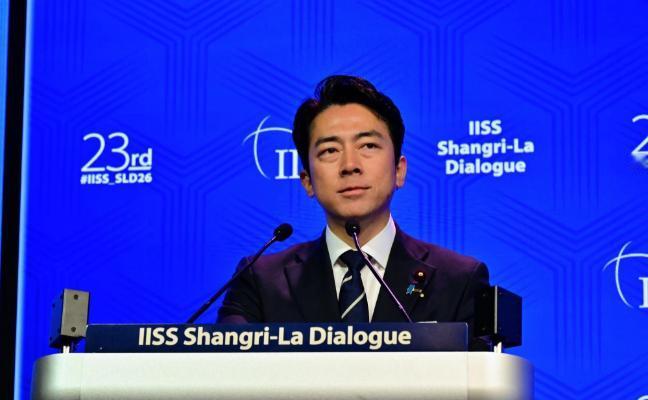 没人搭理，日本很尴尬！5 月 30 日，香格里拉对话会现场，日本防卫大臣小泉进次