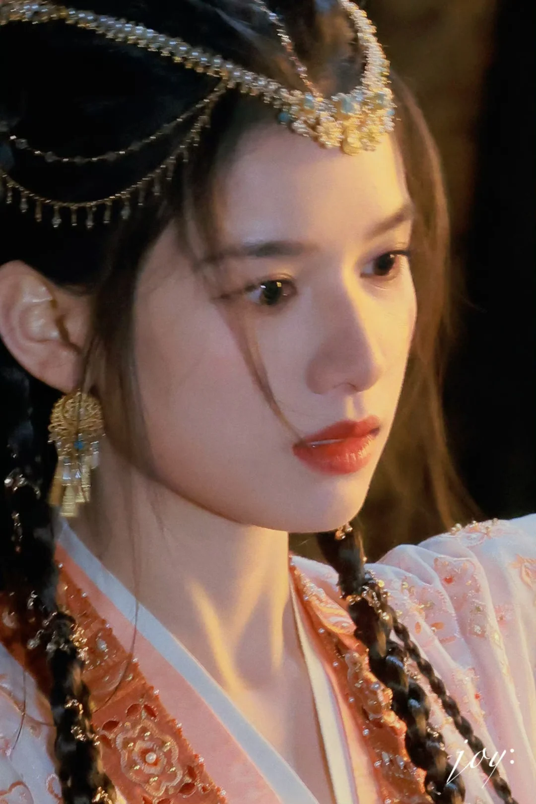 来一波张婧仪绝美生图