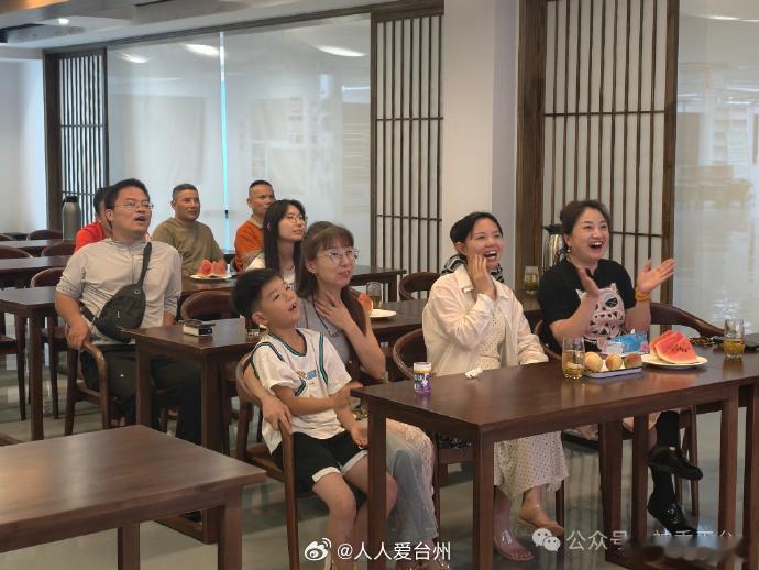 浙BA第二现场串起台州夏夜经济新链条 随着“浙BA”战火重燃，天台夏夜被球迷热情