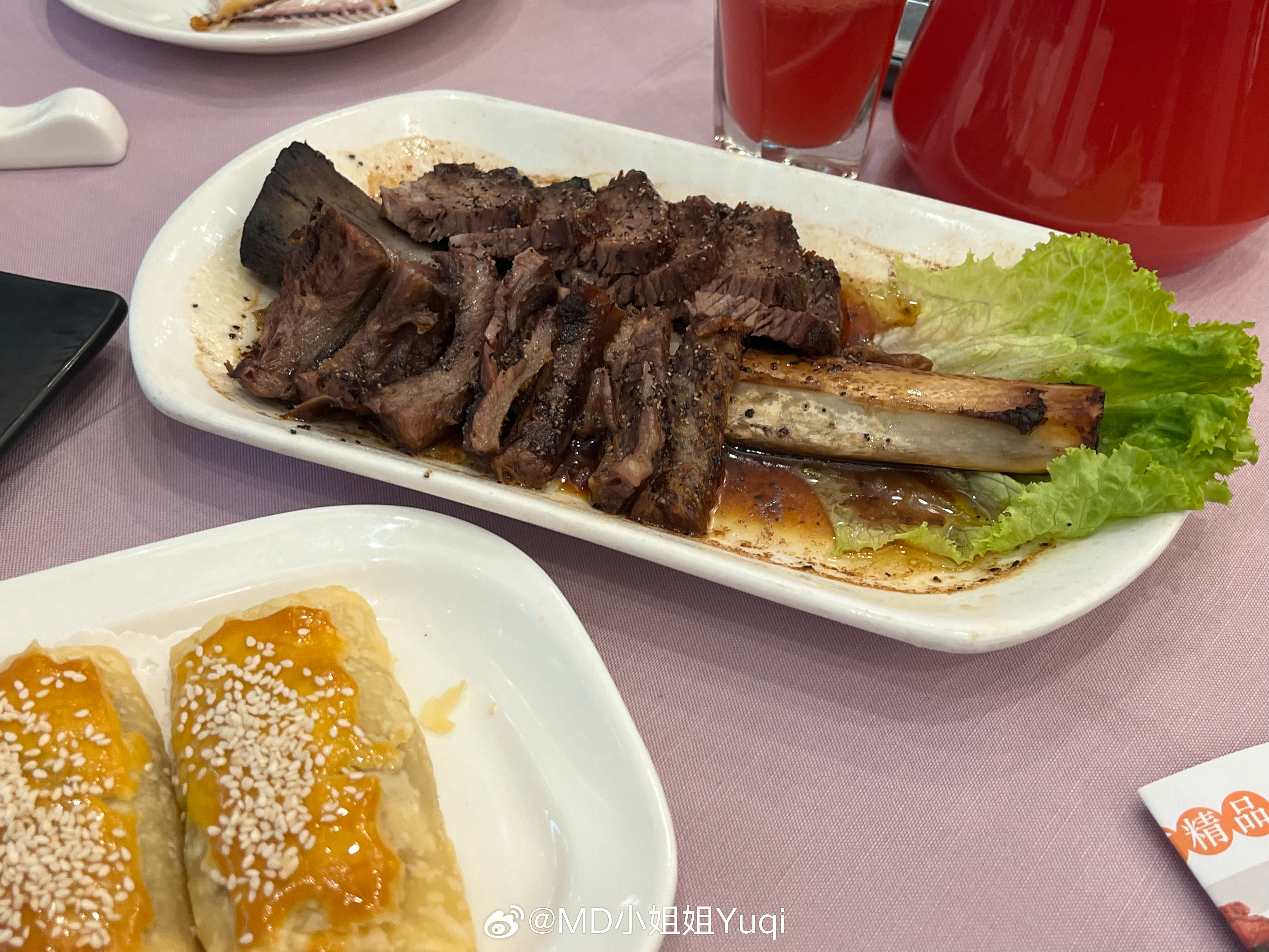 清明上河图奇妙游长假最后一天，约了扬州好友的妈妈吃饭。然后去她新搬的房子参观，他