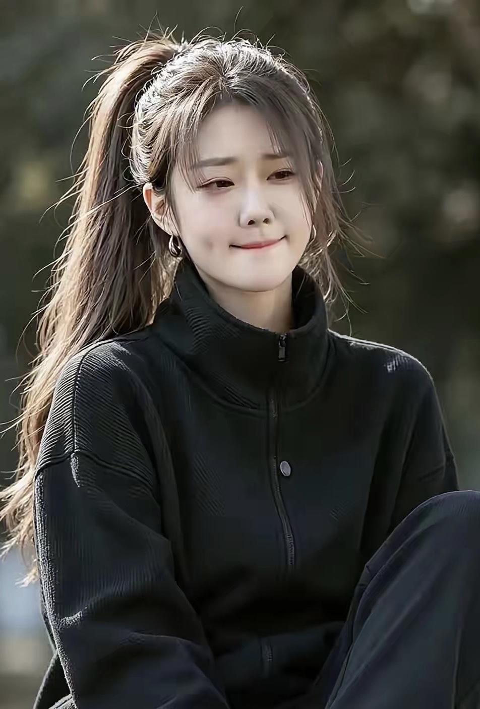 长发姑娘黑色外套