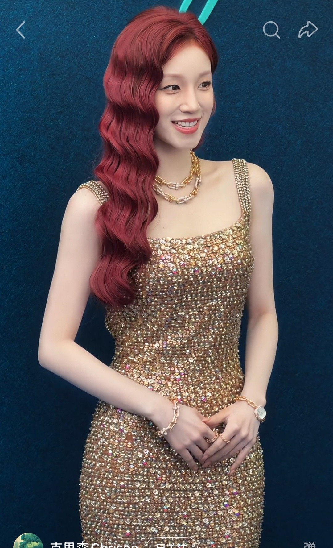 宋雨琦红发金色亮片长裙宋雨琦金色亮片长裙 可以可以！！！ 