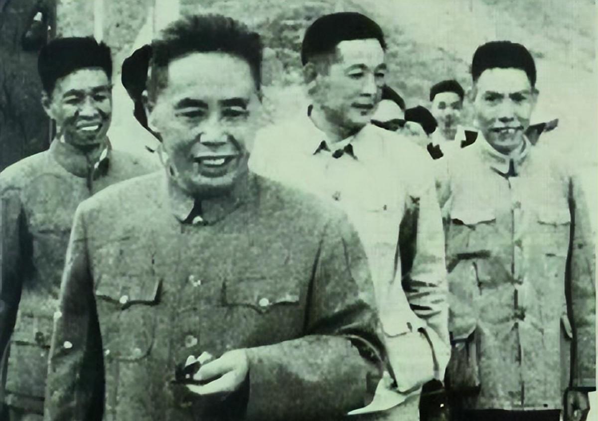 1973年，公安部长李震意外身亡，老战友肖永银叹息：我一定要替他办完这件事
19