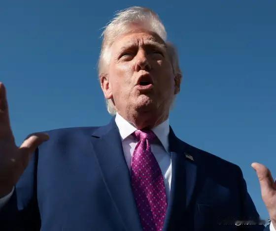 美军阿曼湾炮击伊朗图斯卡号，强行扣押引燃危机！

·军事榜，北京时间2026年4