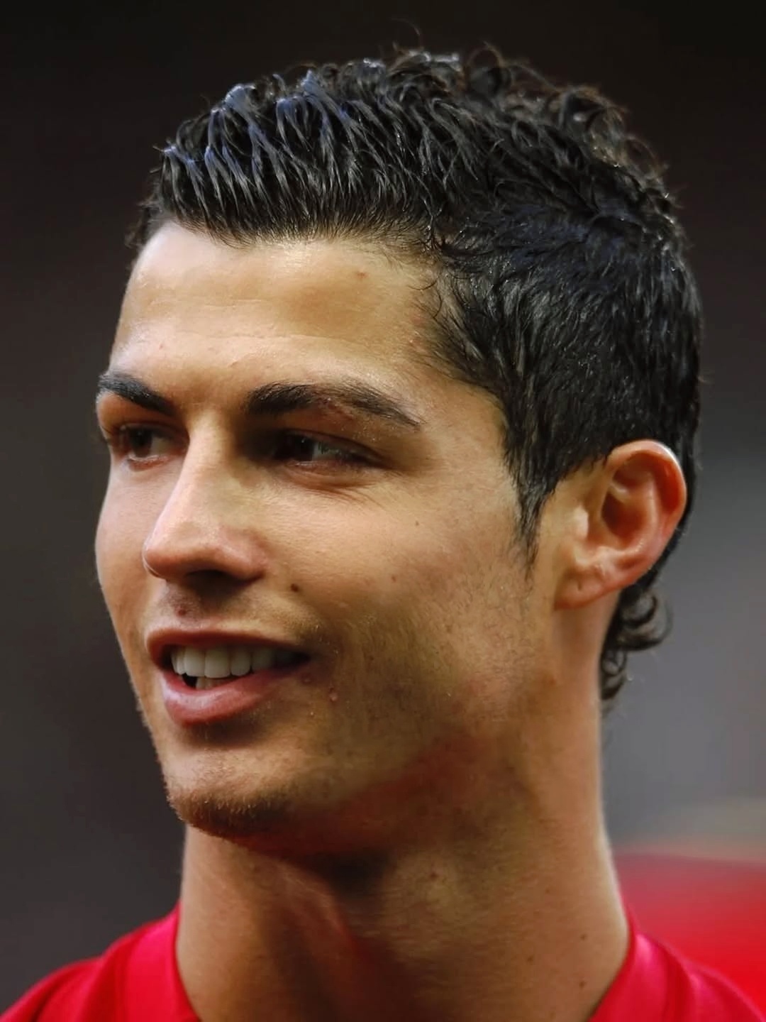 C罗c罗 深邃的眼神，眉骨的伤痕 