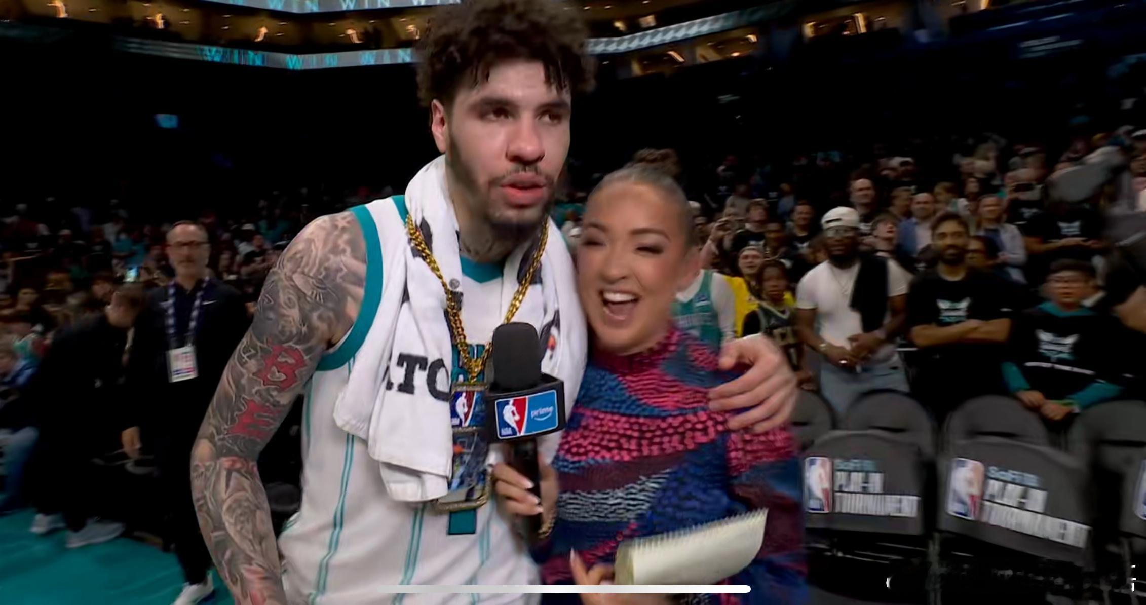 拉梅洛鲍尔的两次关键上篮，布里奇斯的致命封盖，帮助黄蜂加时赛1分险胜热火。太有戏