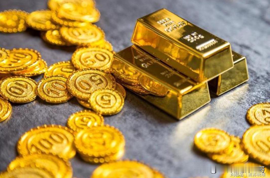 普通人不适合投资黄金，因为现在黄金的价格在高位且一直有上涨趋势。
普通人买个金戒
