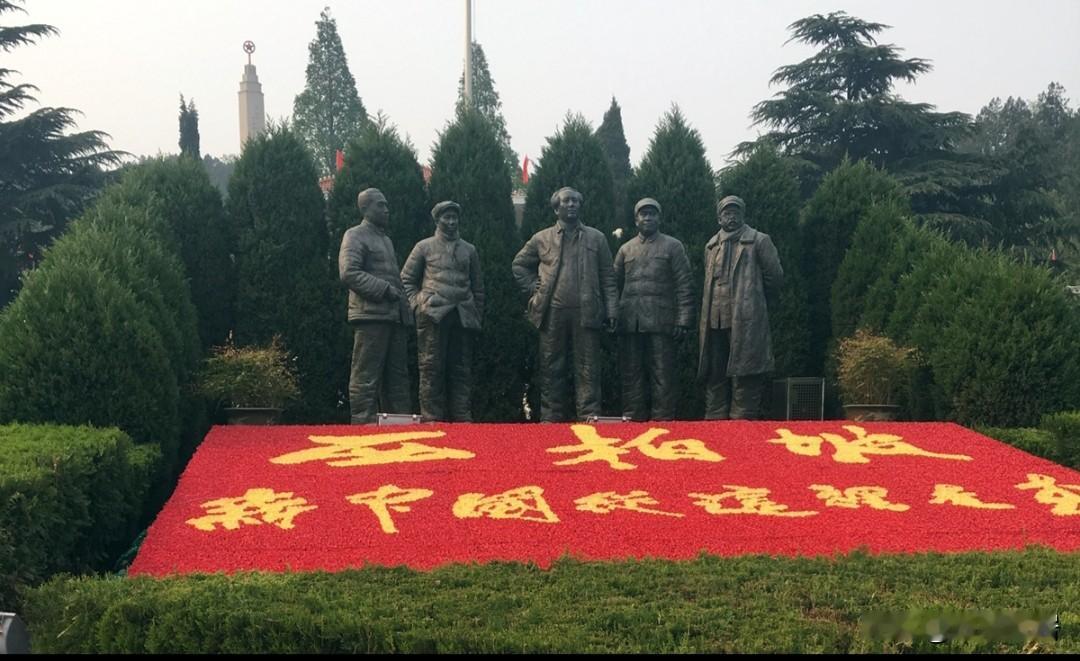西柏坡，以老人家的“两个务必”而名扬天下。进京赶考的出发地，中国共产党在这里实现