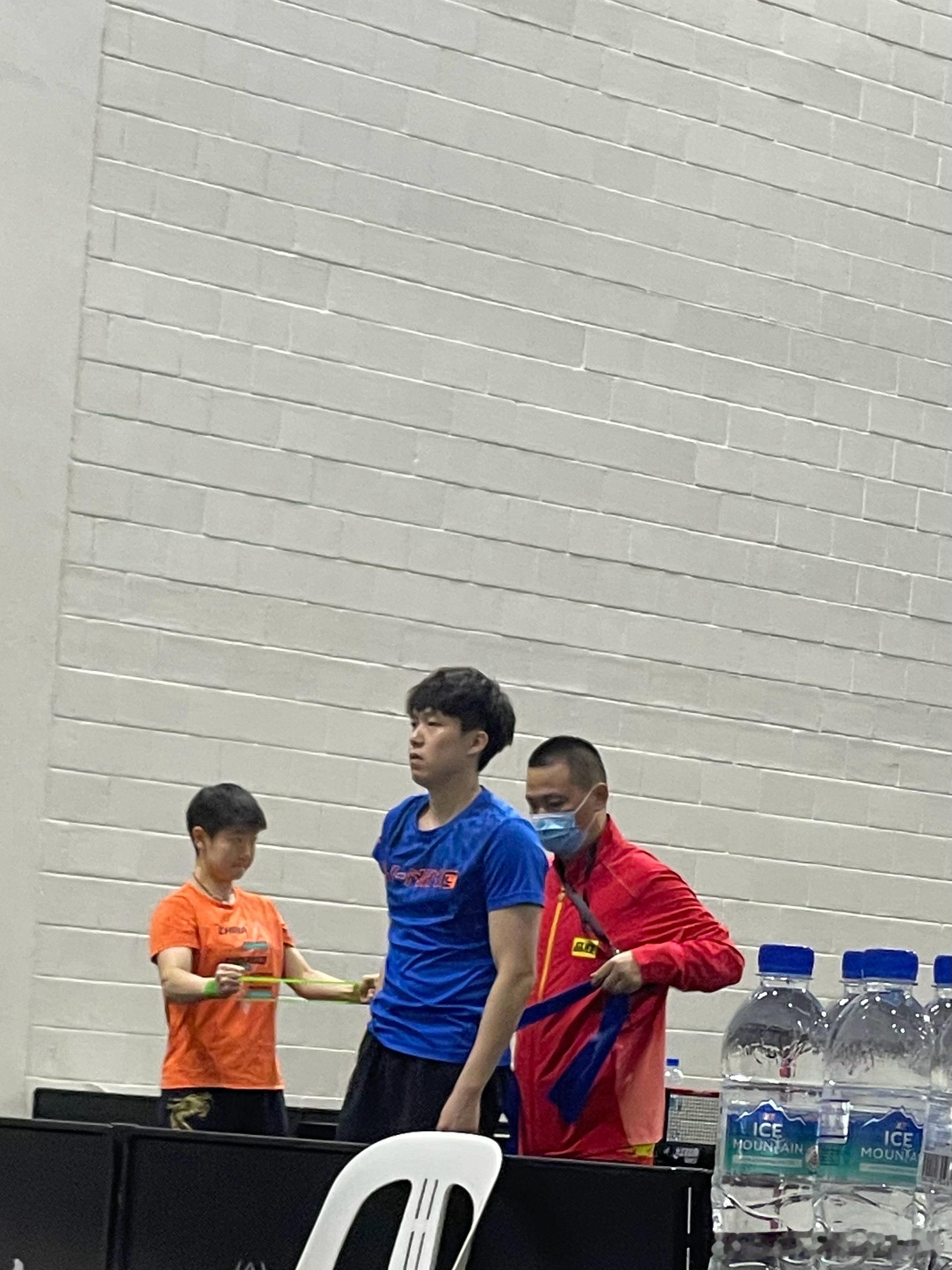 22年新加坡训练场小宝🧡💙 