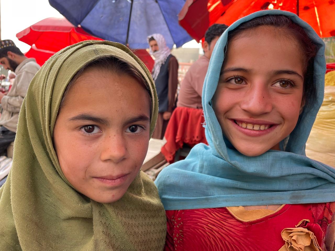 我可能再也无法说出好好学习的话了
前几天去参加了一家培训学校，原计划留下来教中文