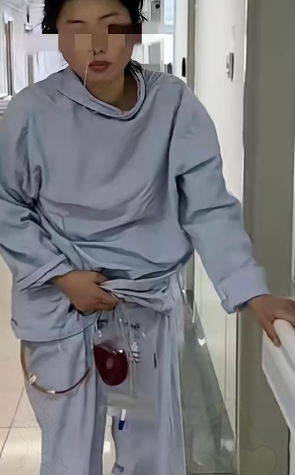 尿毒症住院一月无人问津？别只骂“人情凉薄”，这才是最真实的社交真相！
 
   