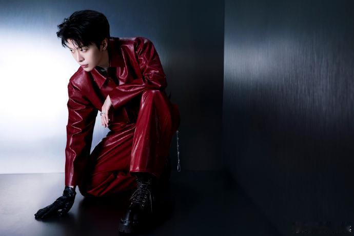 新年接好运，接发财、接桃花，也接和范丞丞一样爆棚的事业运！从年前的三角洲直播，到