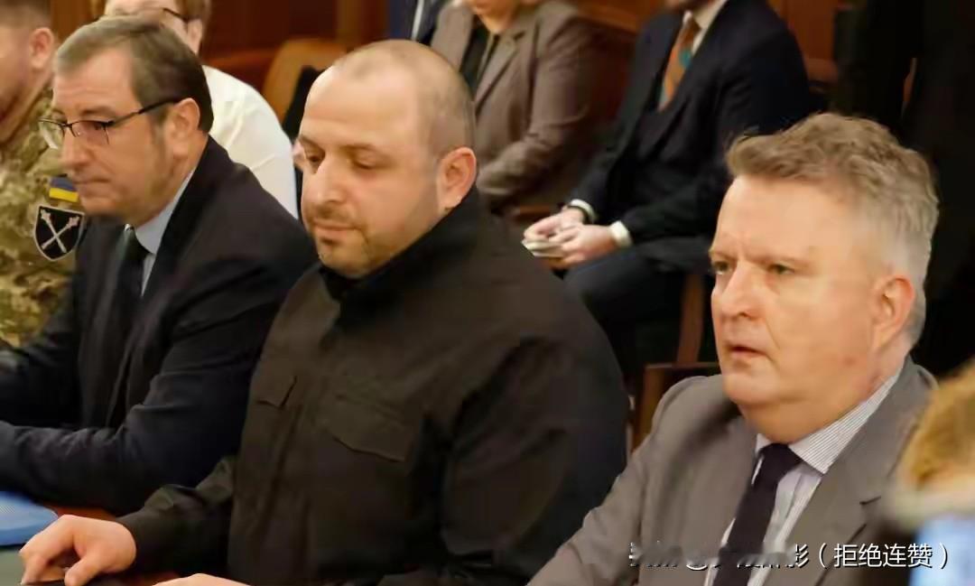 俄乌罕见一致！美释放重磅信号，泽连斯基态度突变
 
近期俄乌冲突赛场出现了难得的