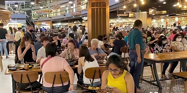 一名新加坡人在社交网站发文：新加坡是一个主权独立的富裕国家，最讨厌中国人叫我们“