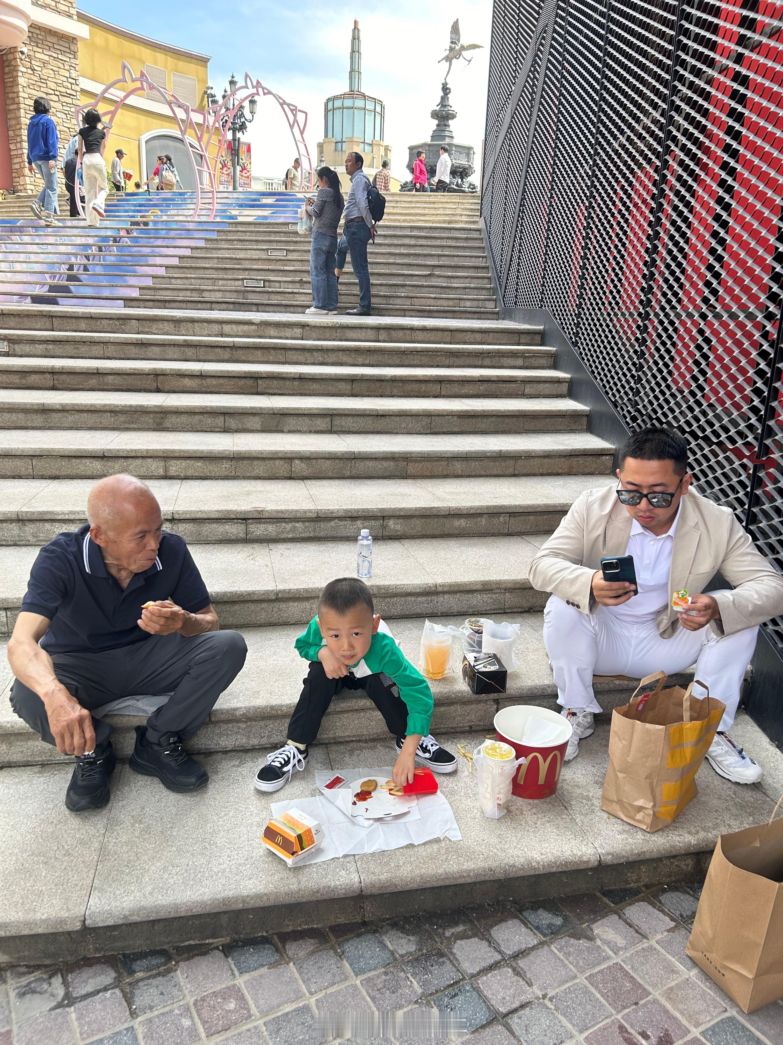 假期的第一顿：顶级西餐 ​​​