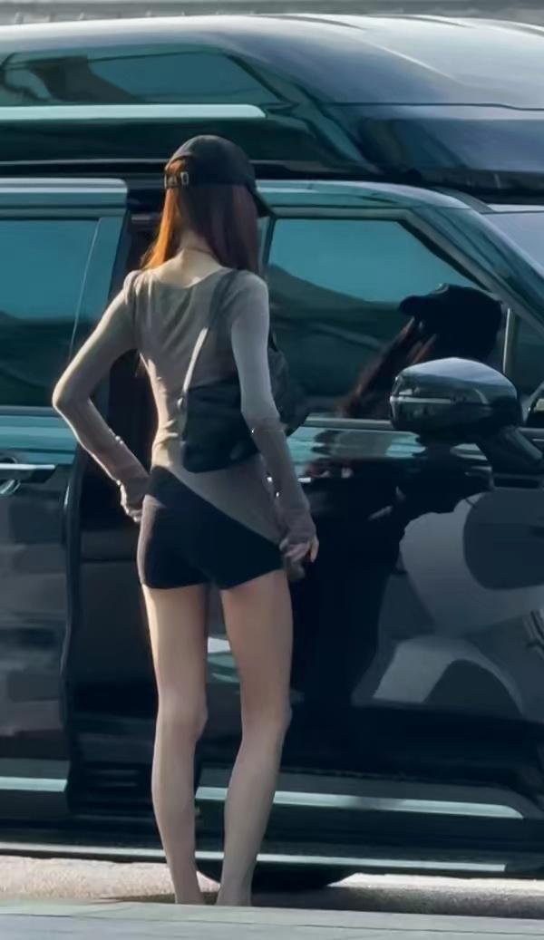 21315好想法哭她呀就是… 