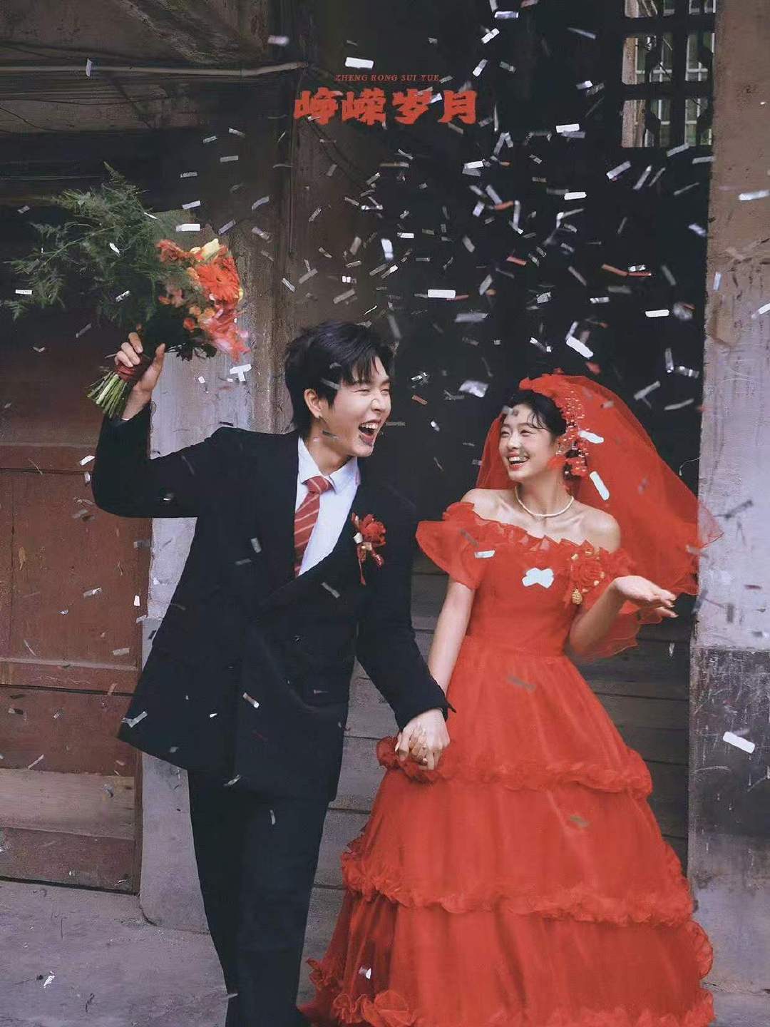 周也翟潇闻合唱红豆周也受不了翟潇闻跑调 从一句句对抗路发言中我竟品出了一丝甜翟潇