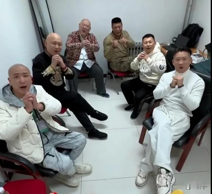 曹云金红了，阿猫阿狗都跟上来了！#何云伟# #曹云金#