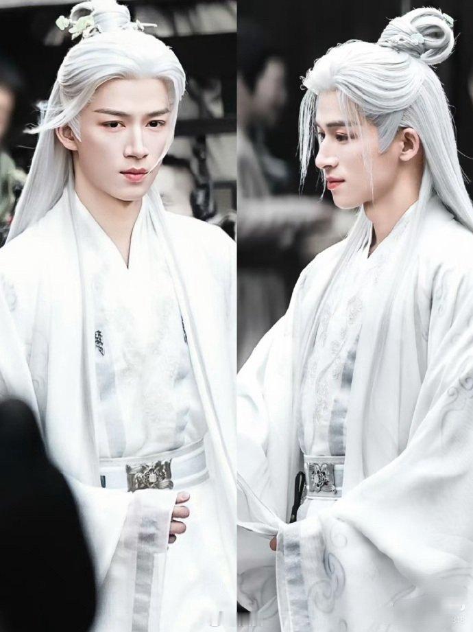 ber～王星越这白发蒙眼造型也太绝了吧！简直是天才手笔！有这样的白发郎君空降内娱