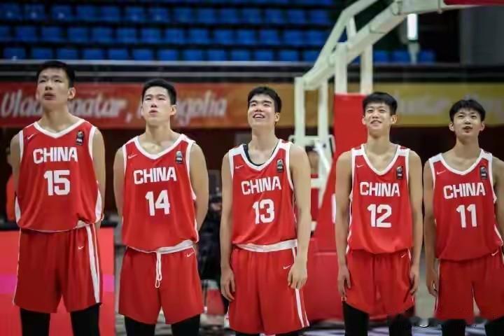 U16国青亚洲杯三连胜晋级八强，各球员场均数据

U16男篮亚洲杯中国U16国青