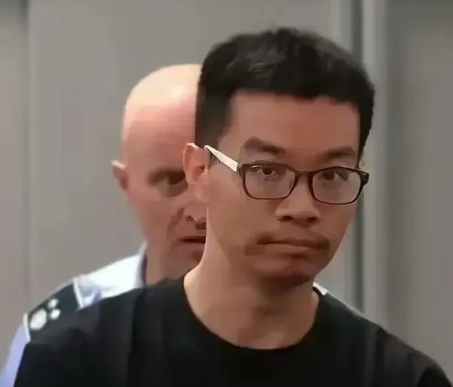 意大利这次因为抓了中国芯片工程师惹上麻烦，自己反而被卡脖子处境尴尬！意大利警察前