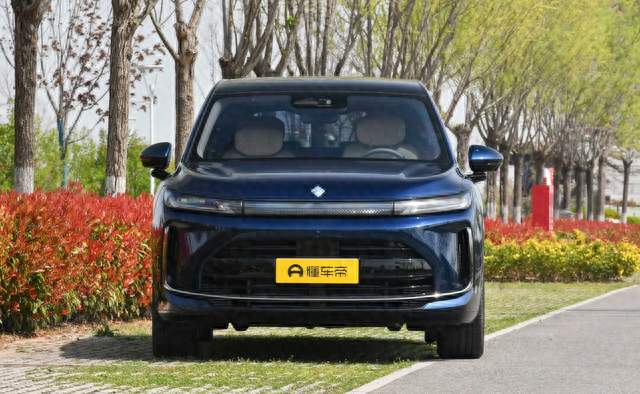 15.98万起买六座SUV，空间大，配置高，华境S