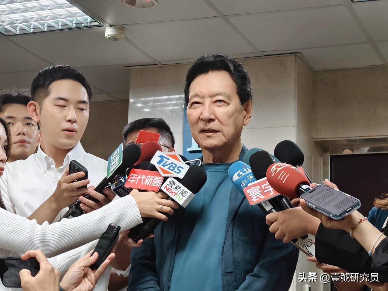 赵少康今（14日）在脸书发文表示，最近有人每天骂我，认为我害了国民党跟蒋万安，真