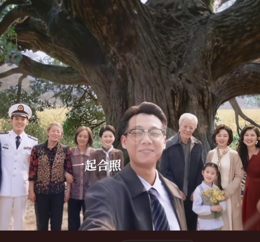 这部剧我真的太生气了，这结局不就是养父母都死了，原生家庭生活美满幸福吗？这编剧真
