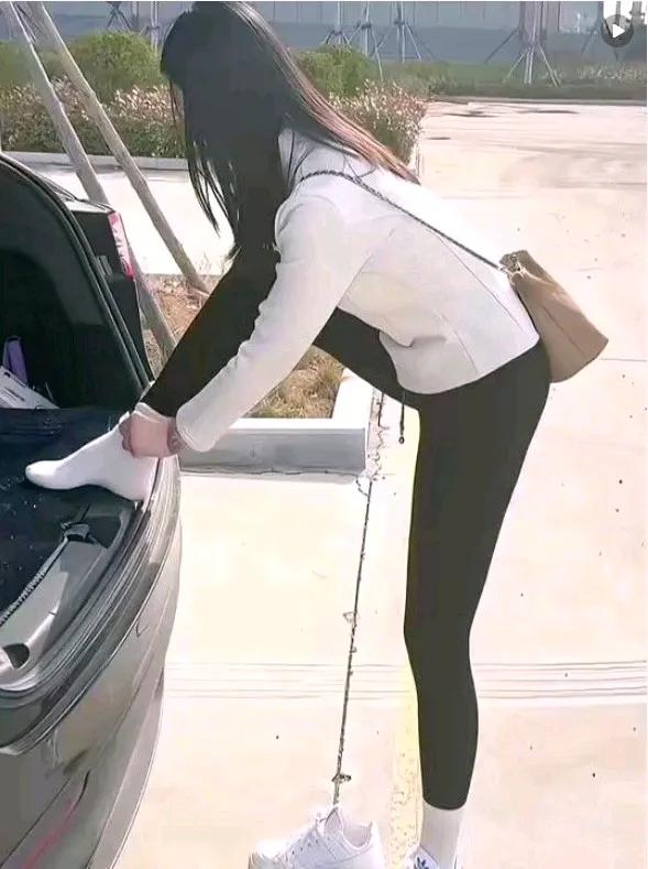 请大家猜猜，我这是旅游回到家了，还是准备出发。