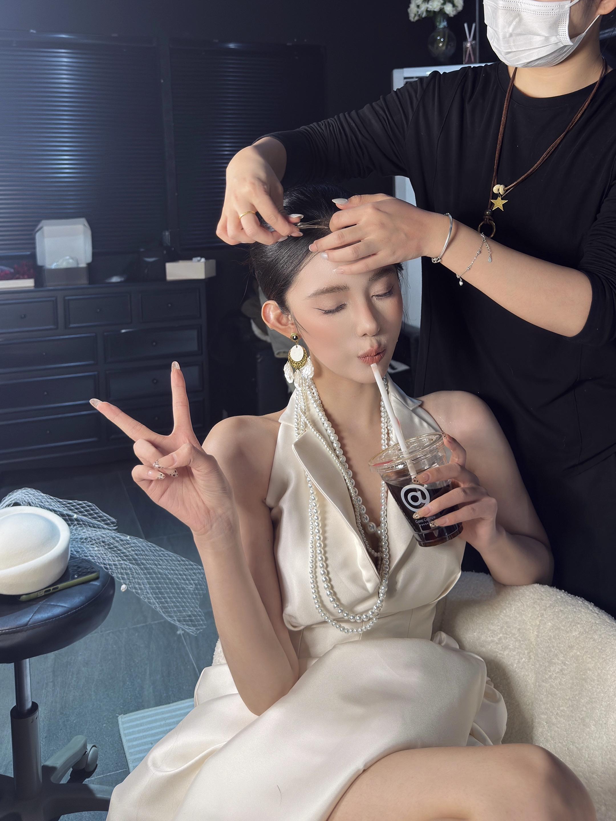 无论什么关系 我看不到我想要的态度 我自然收回我所有的好 这叫识趣