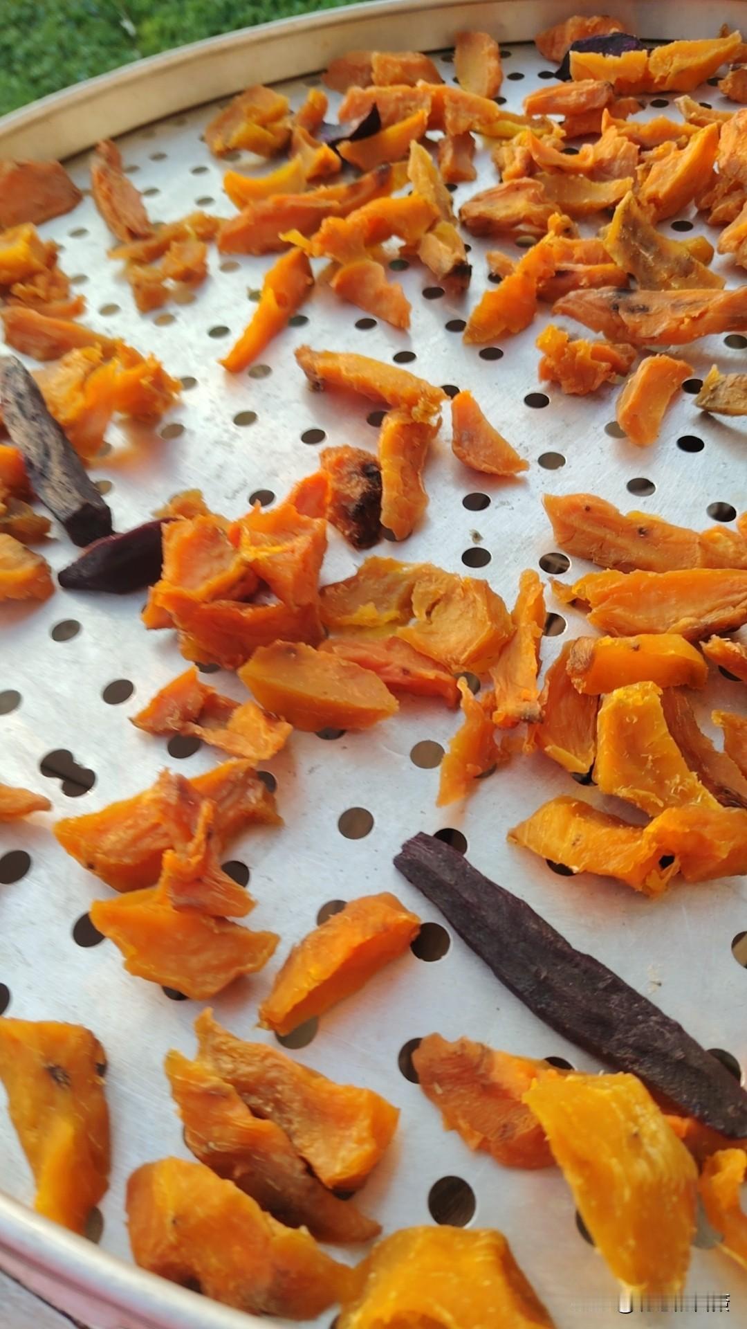 自制美味烤红薯片，健康又营养！
