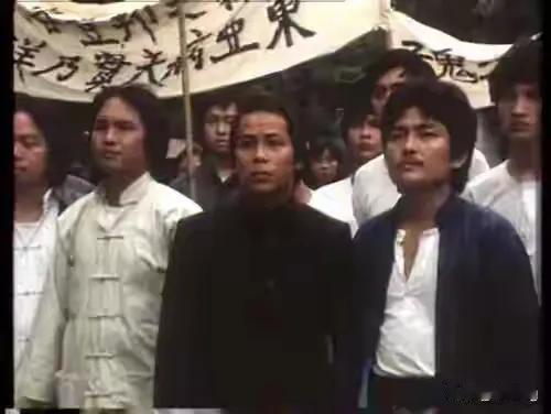 “我爷爷就死在日本人手里，国仇、家恨，我心里一直都记着。台湾是中国的，谁也不能插