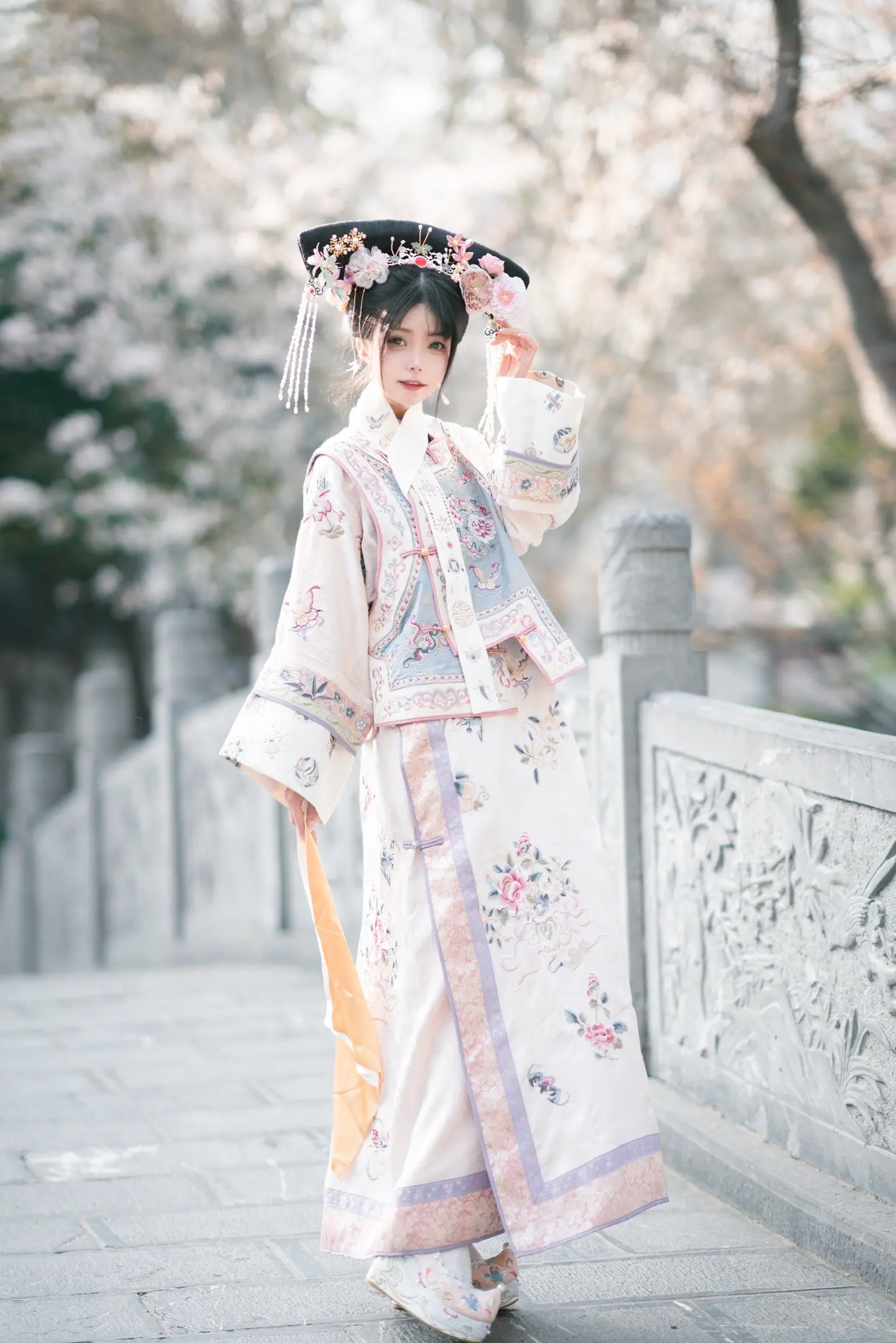 告诉皇阿玛，我不想回皇宫了！清汉女