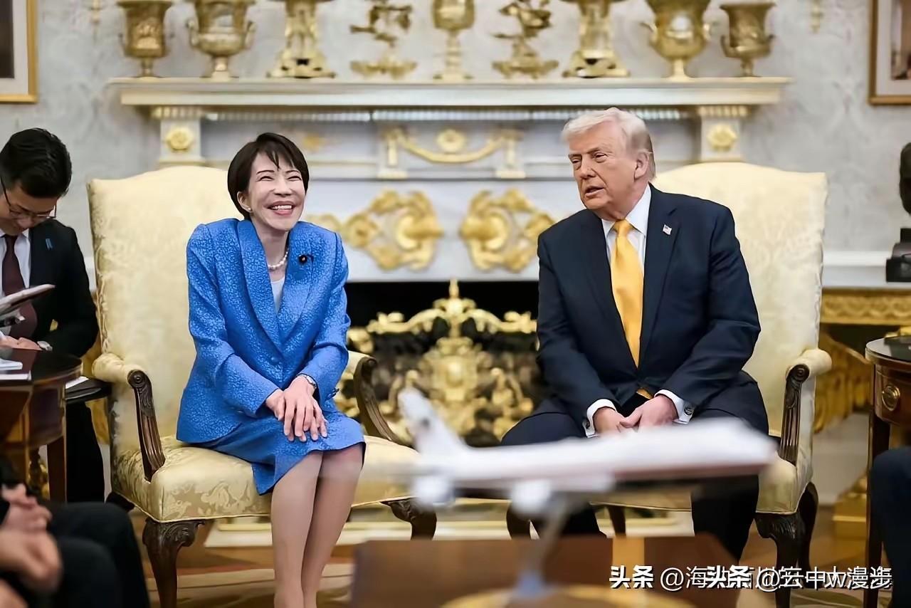 日本人的谄媚程度在搞事早苗身上体现的淋漓尽致，她把对美依附的卑躬屈膝演到了极致。