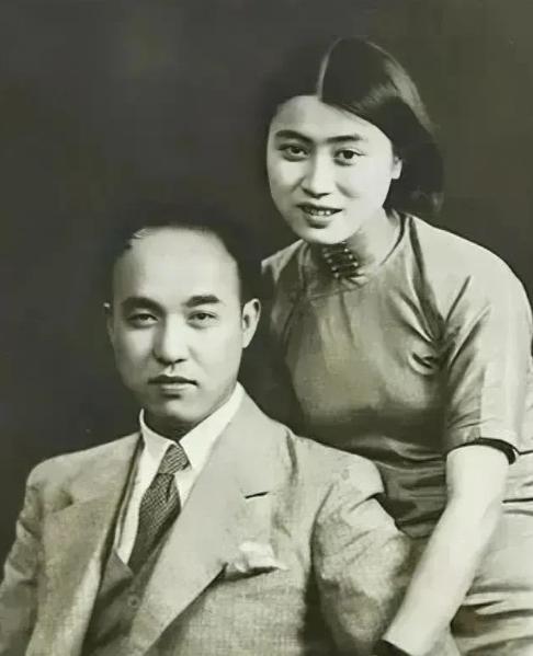 1973年，胡风准备去医院前，由于受凉，还没来得及下床，就说“不好了……”，一阵