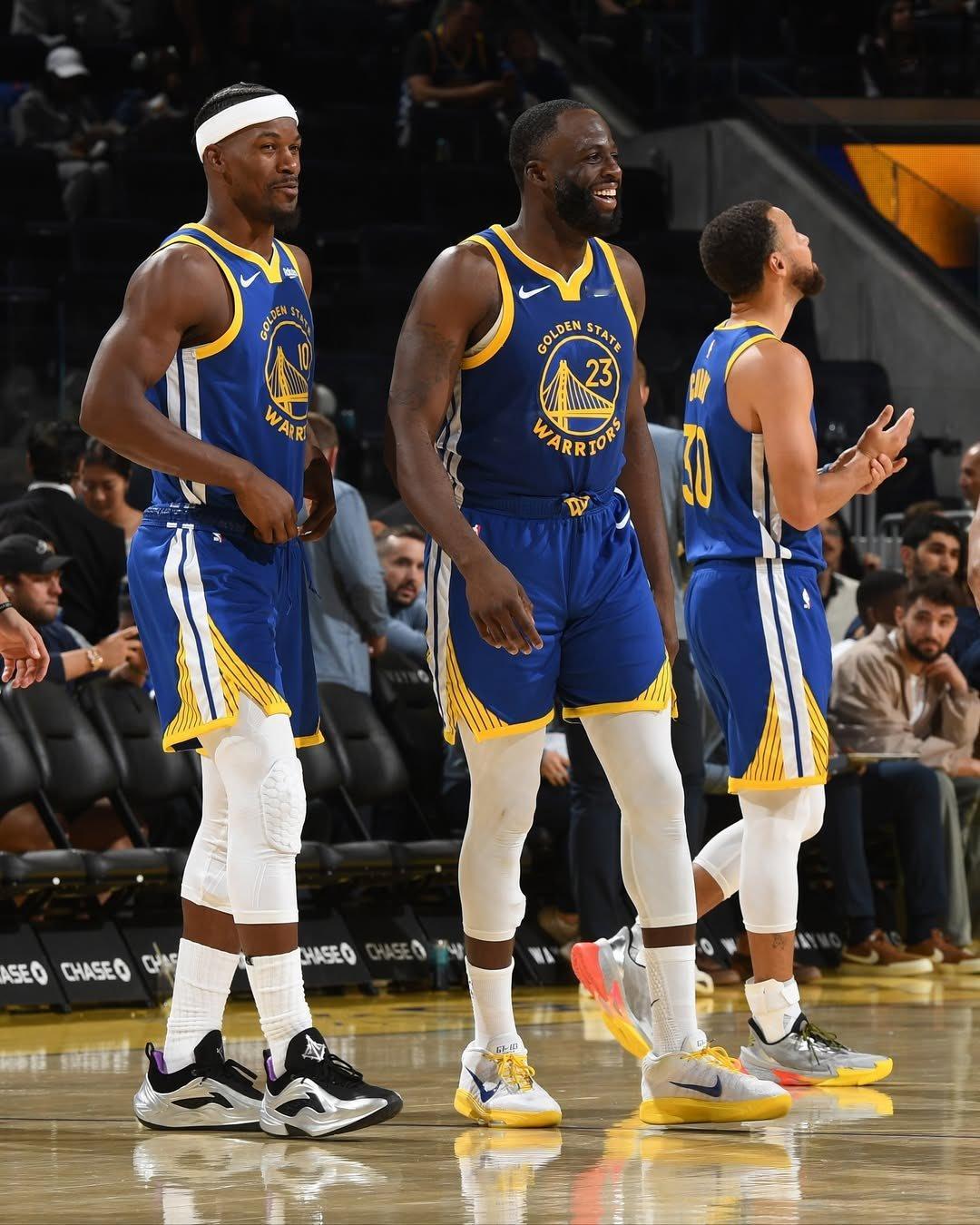 本赛季，库里、库明加和格林三人同时上场 142 分钟（全队最高），勇士队在场上净