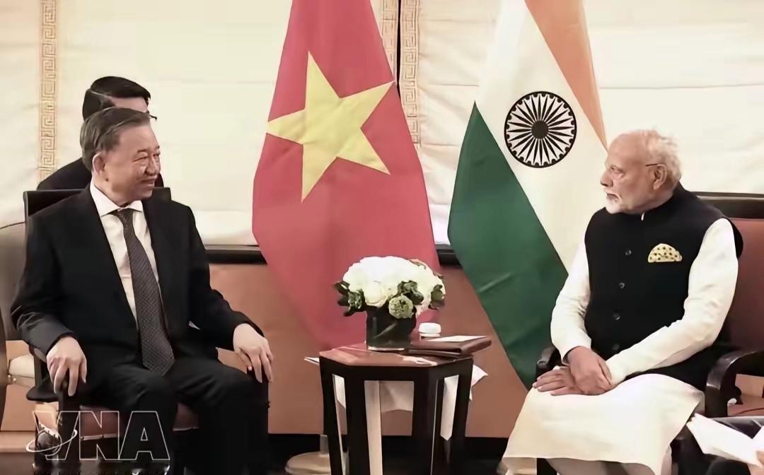 越南出访印度，将向印度采购超音速巡航导弹。
5月5日至7日，越共中央总书记苏林在
