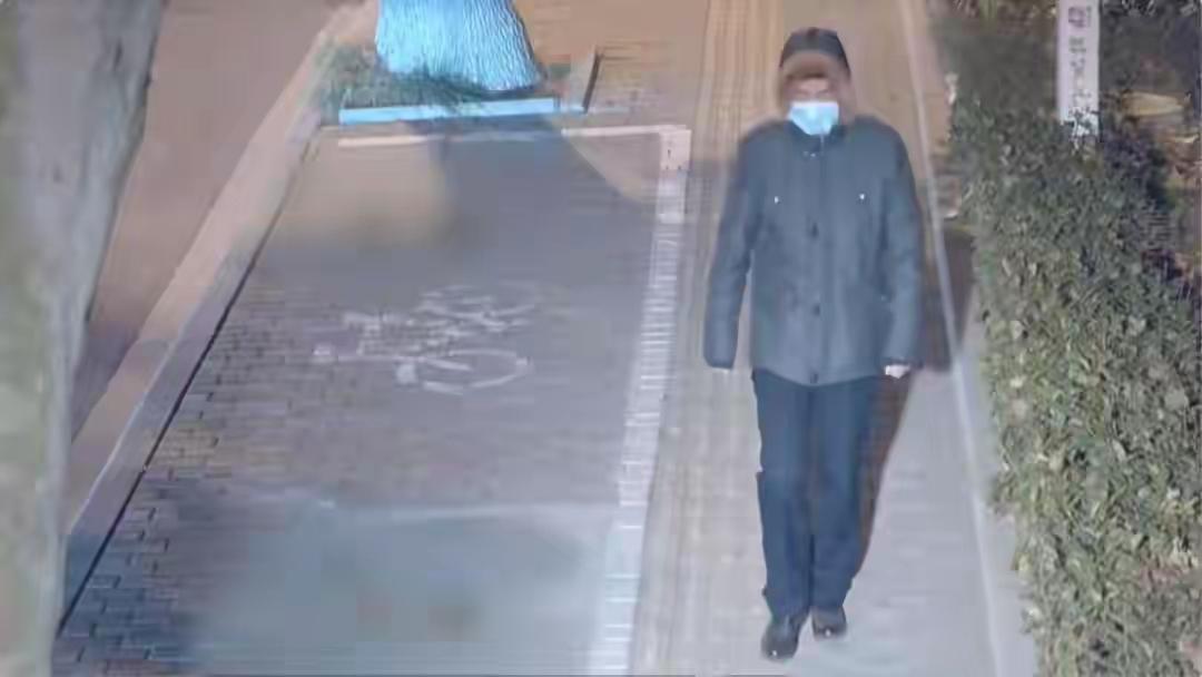 上海九亭建材市场惊现现实版“隔壁老王”：妻子出轨五年，丈夫隐忍后疯狂扎胎报复，结