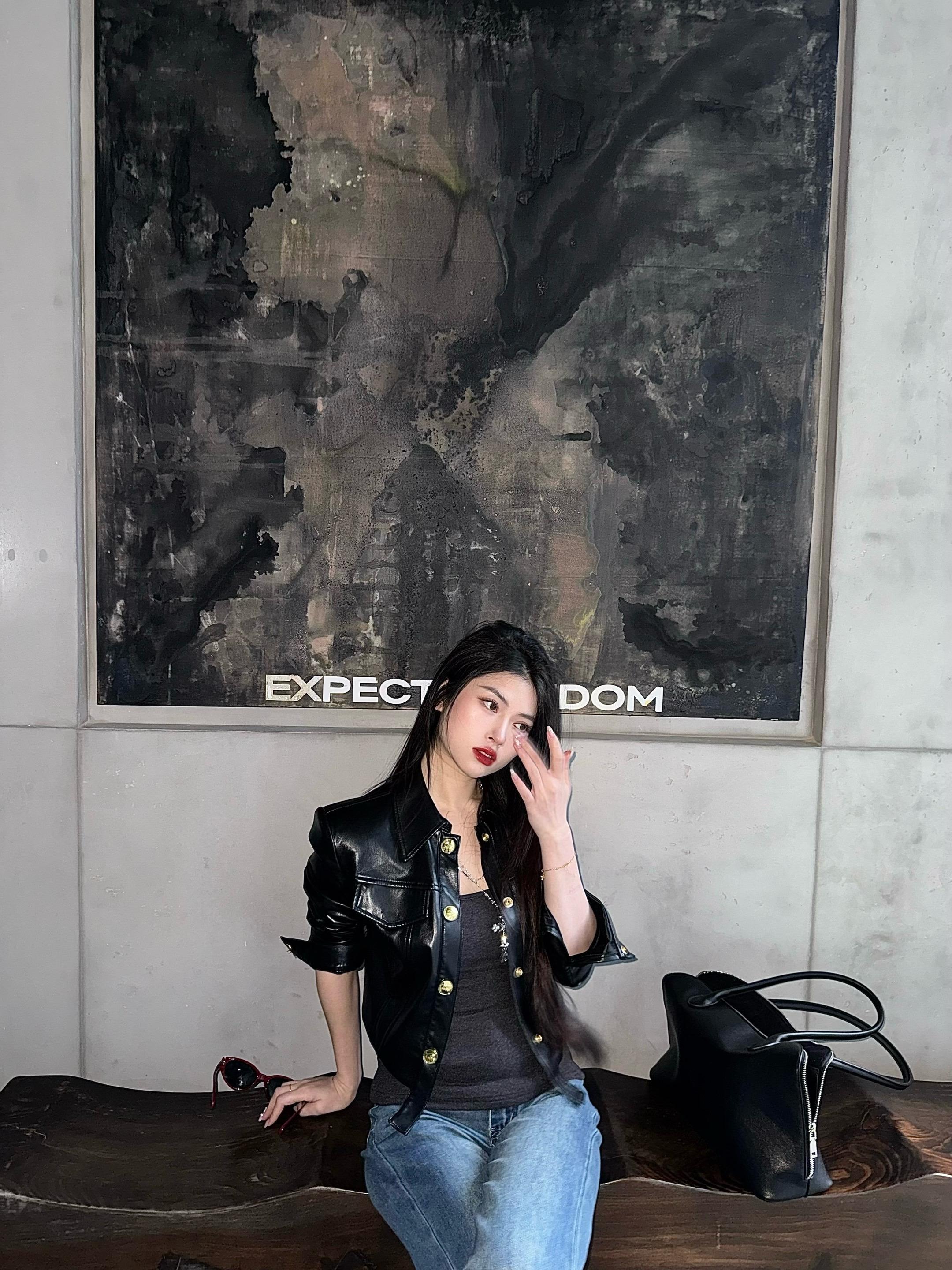 在骂我吗 听不懂 感觉像小狗撒娇