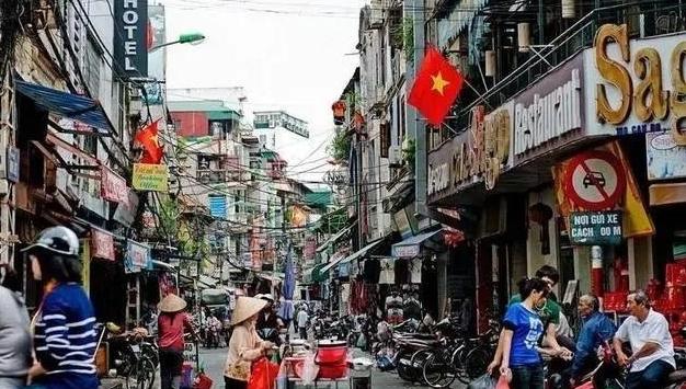 一位越南网友公开表态！虽然自己并不喜欢中国，但也不得不承认一个事实，如果中国真的